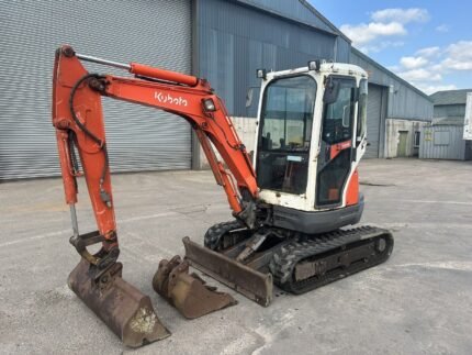 Kubota U25-3 Mini pelle 2,6 tonnes — BRH marteau hydraulique, moteur Kubota D1105 15,5 kW, 3 godets, attache rapide, 2008 occasion
