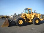 Volvo L150E Chargeuse sur pneus — Moteur 200 kW, godet 4,1 m³, 23,3 tonnes, hauteur 3,96 m, 2004 occasion