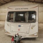 Bailey Caravane avec auvent — 2009, 6,51 m, 2 places, PTAC 1 392 kg occasion – Image 3