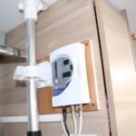 Adria 462 PU Caravane 4 places — lit fixe français, Déménageur batterie 2023, chaudière eau chaude, 2015 occasion – Image 7