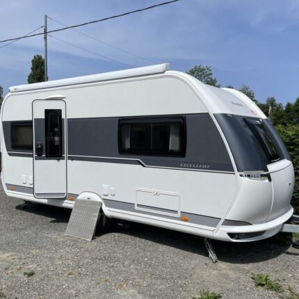 Hobby Excellent 495 UFe Caravane avec auvent — 2020, 6,77 m, 4 couchages, PTAC 1 500 kg occasion