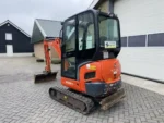 Kubota KX019-4 Mini pelle 1,8 tonne — moteur Kubota D902BH 11,8 kW, 3 godets, attache rapide, révisée, 2012 occasion – Image 5