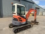 Kubota U25-3 Mini pelle 2,6 tonnes — BRH marteau hydraulique, moteur Kubota D1105 15,5 kW, 3 godets, attache rapide, 2008 occasion – Image 9