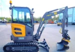 Volvo ECR25D Mini-pelle — Système Engcon tiltrotator, moteur Volvo D1.1A diesel 15,6 kW, 3 godets, force 20,26 kN, 2016 occasion – Image 3