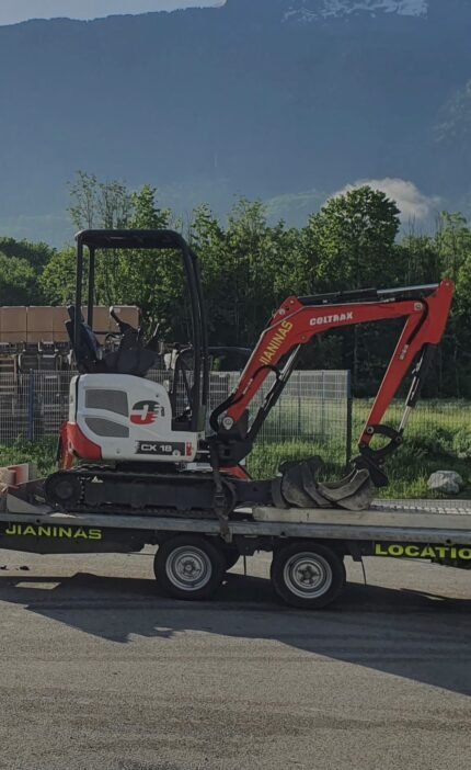 Coltrax CX18 Mini pelle — 3 godets, révisée, entretien suivi occasion